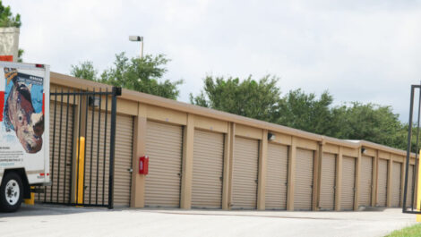 Drive-up storage units in Clermont, FL