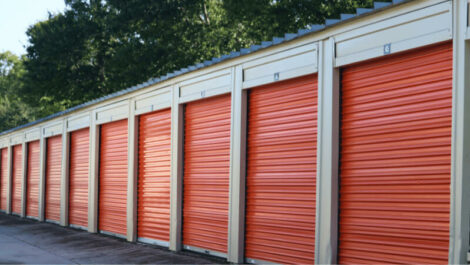 Easy access storage units