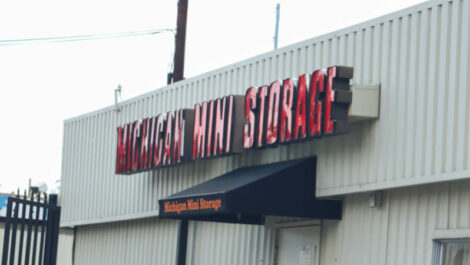Self storage facility in Orlando, FL