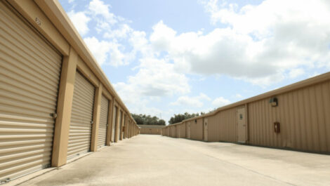 Secure storage units in Clermont, FL